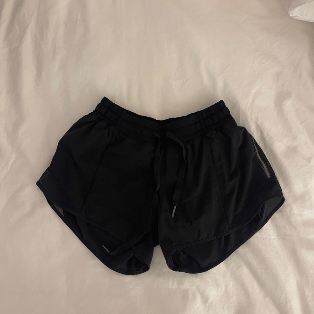 Lululemon Hotty Hot 3.5" Shorts